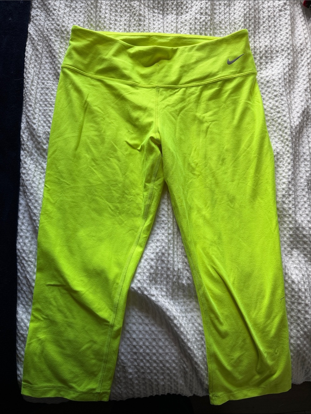 Hi-Vis Nike Golf Dri Fit Cropped Leggings - M